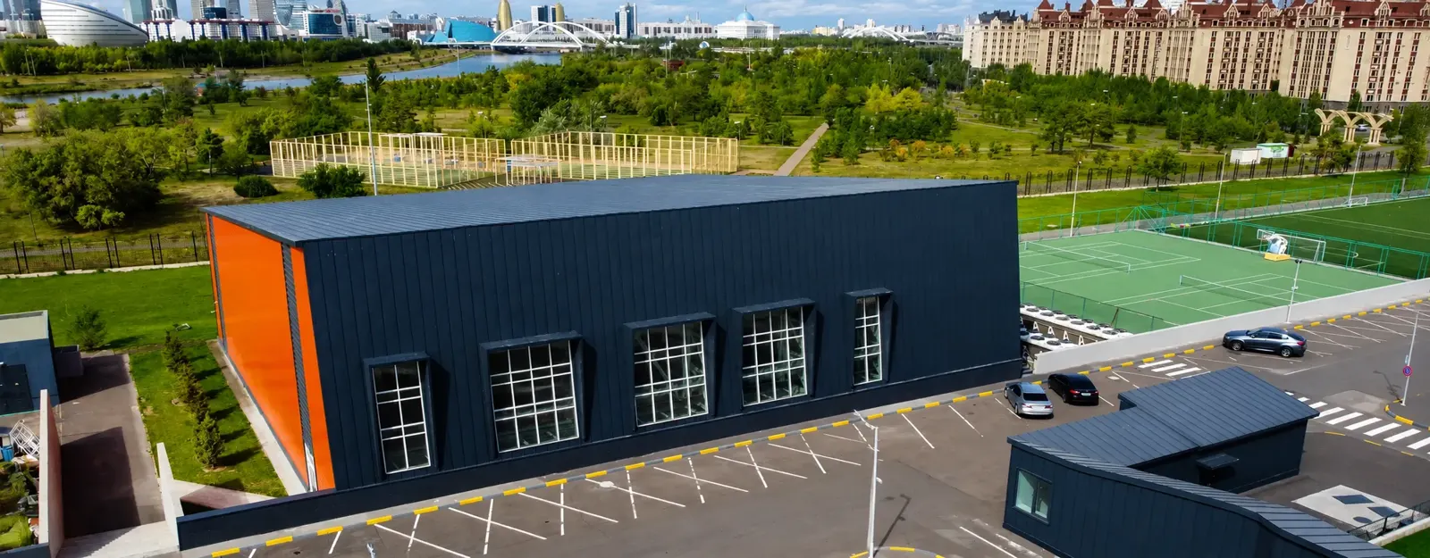 Школа Haileybury в Астане после работ: огнезащита металлоконструкций